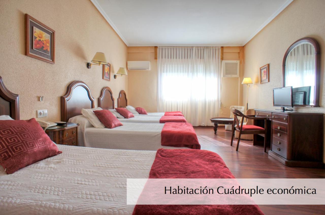 Hotel Montermoso Аранда-де-Дуеро Екстер'єр фото