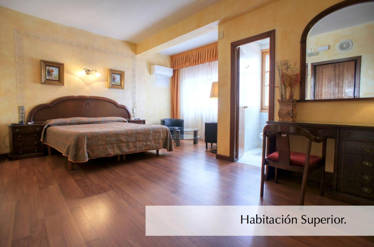 Hotel Montermoso Аранда-де-Дуеро Екстер'єр фото