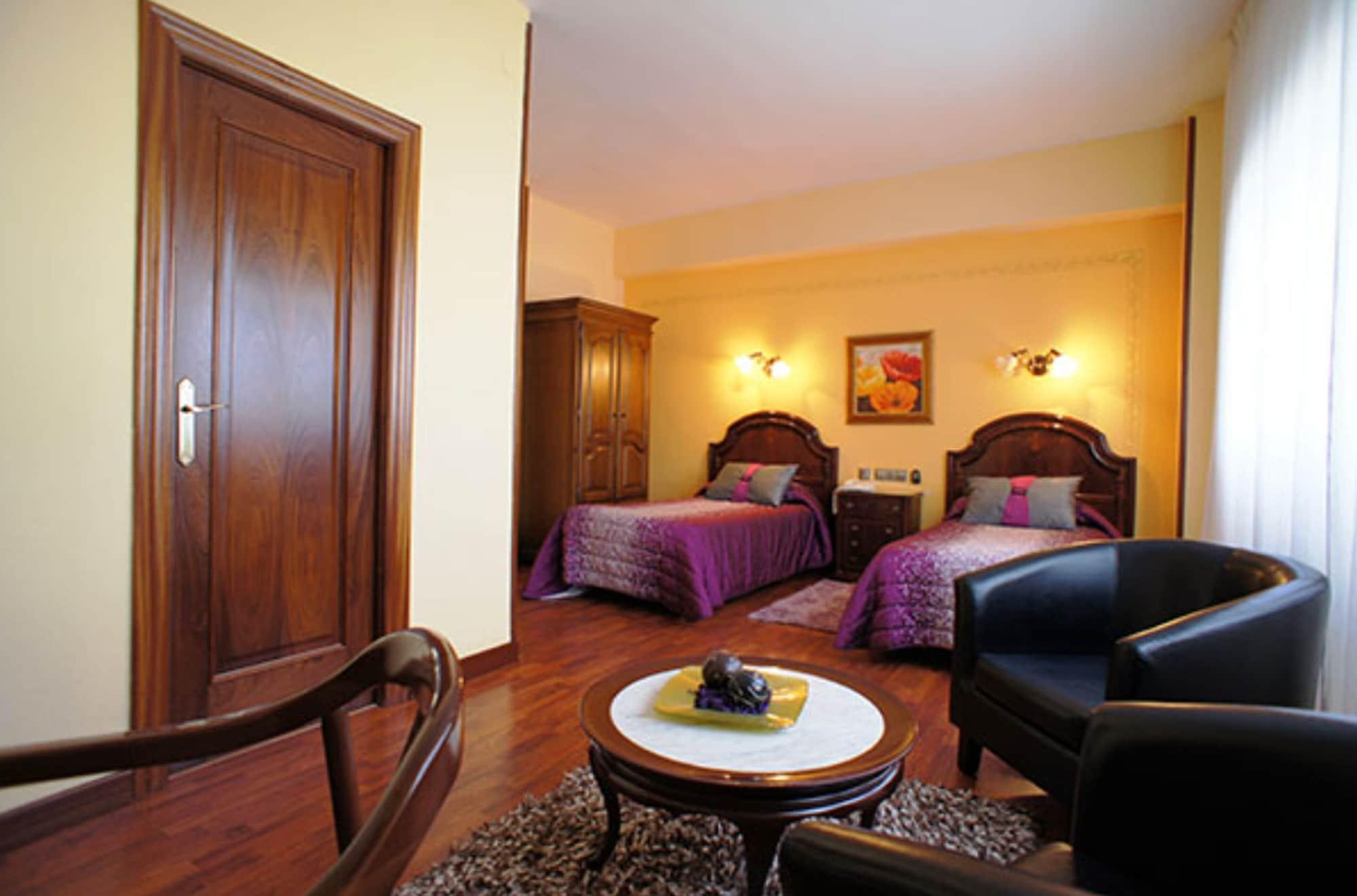 Hotel Montermoso Аранда-де-Дуеро Екстер'єр фото